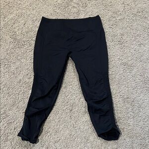 Black Cropped Leggings